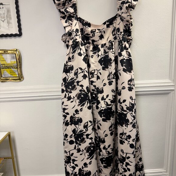 NWT Future Collective Floral A Line Ruffle Sleeve Midi Dress 4X - Picture 2 of 6